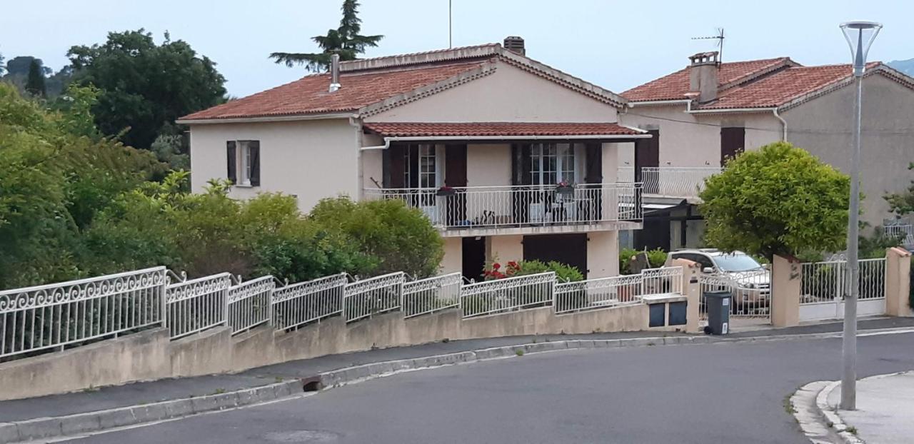 Studio 25 Le Pradet Exterior foto